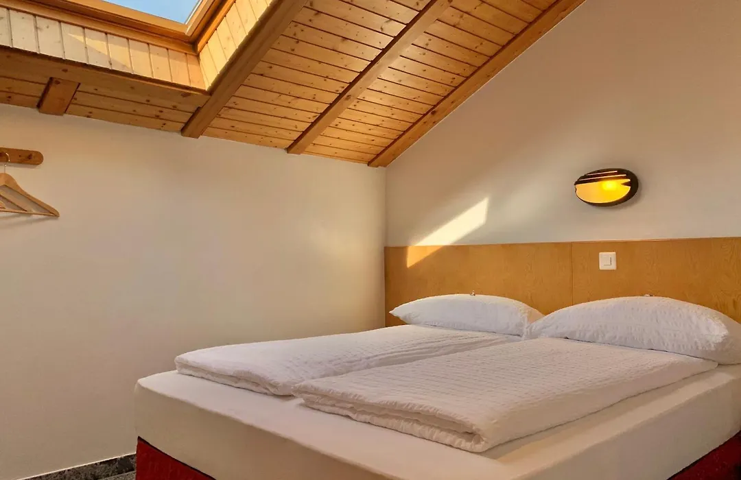 Hotel&Hostel Montarina-1